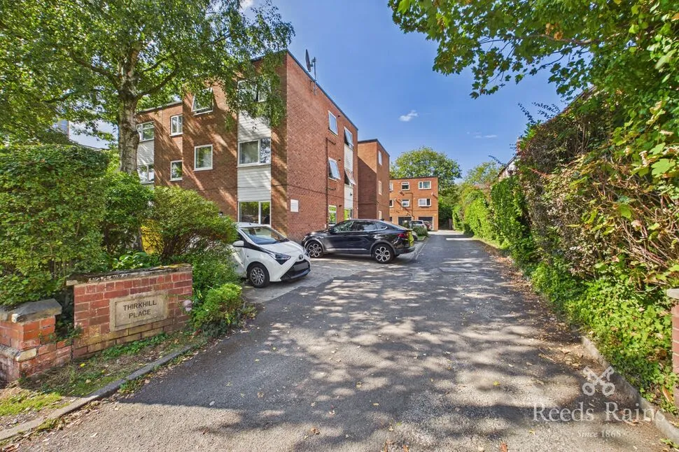 2 bed flat to rent — Clarendon Road, Eccles, Greater Manchester, M30