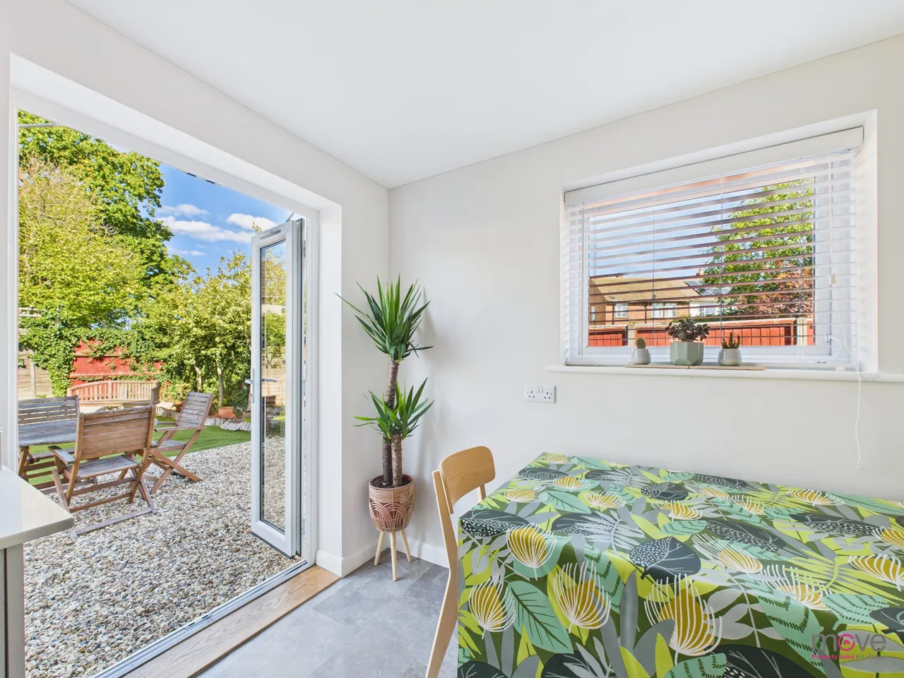 Ansell Close, Cheltenham, GL51 3JS, photo 4