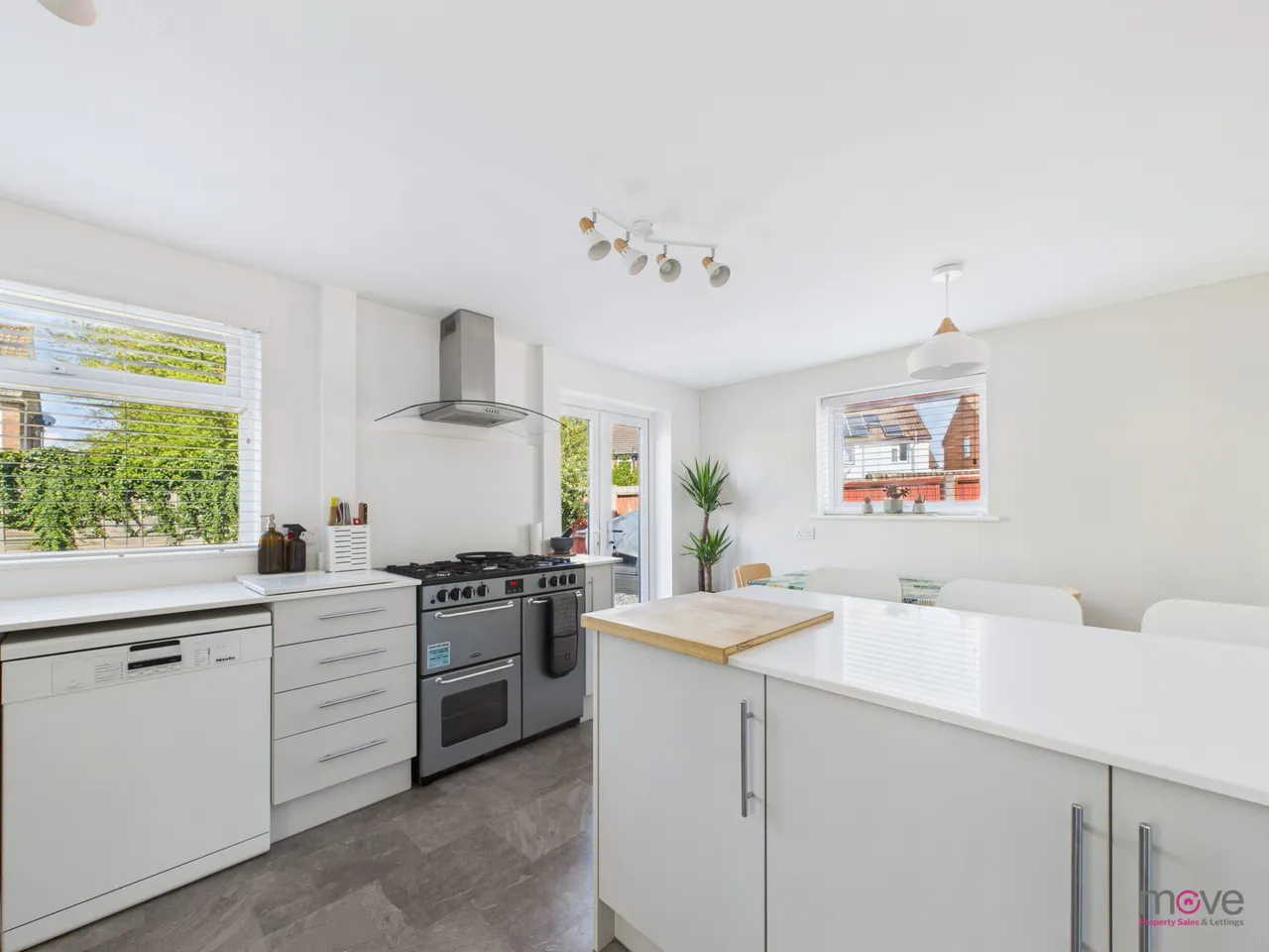 Ansell Close, Cheltenham, GL51 3JS, photo 3
