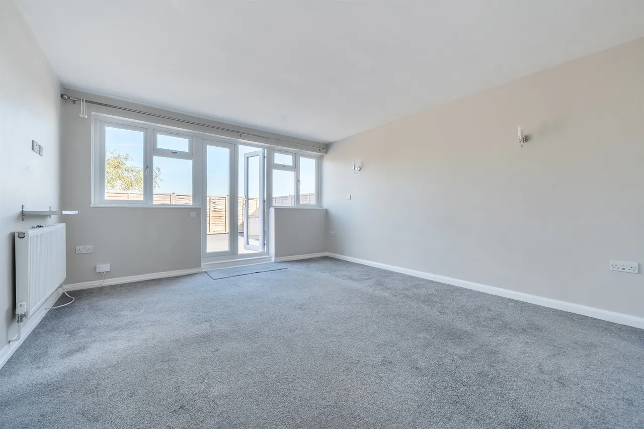 Dunraven Drive, Enfield, EN2, photo 3