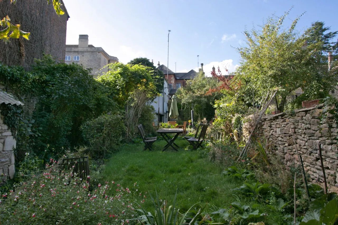 St. Mary Street, Chippenham, SN15, photo 8