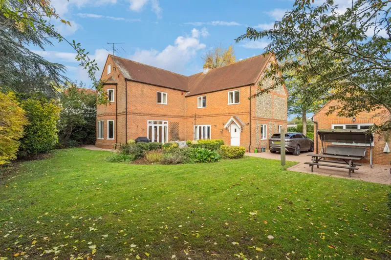 Mill Road, Marlow SL7 1PX, photo 2