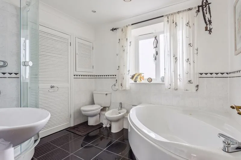 Mill Road, Marlow SL7 1PX, photo 18