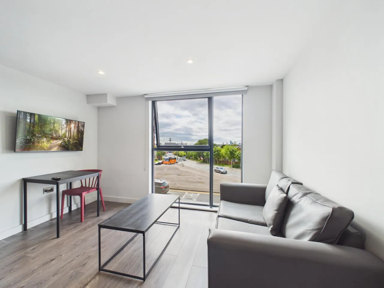 Low Hill Street, L6, photo 4
