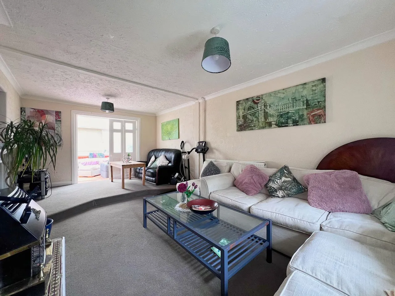 Taunton Avenue, Corby, NN18, photo 9