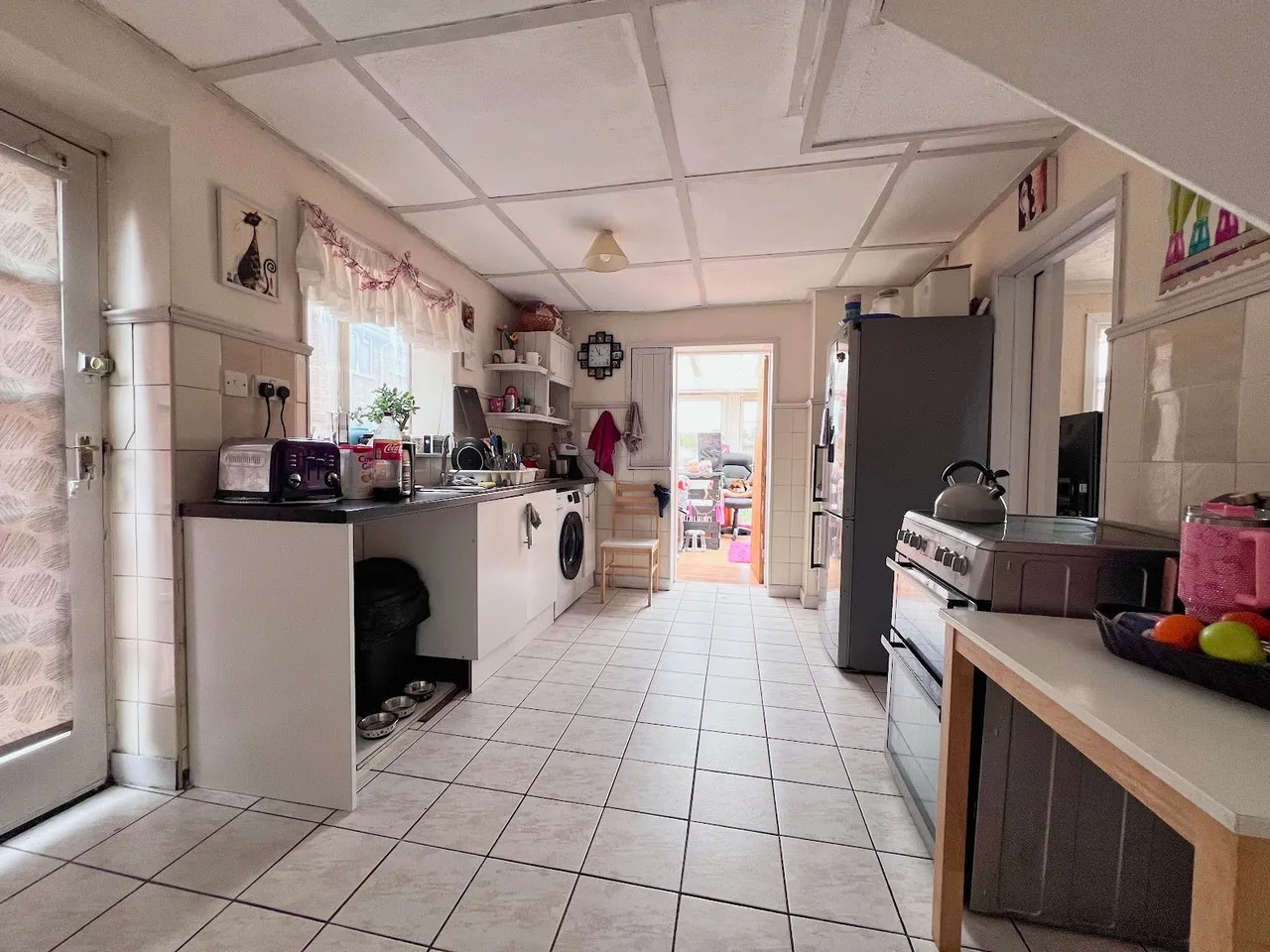 Taunton Avenue, Corby, NN18, photo 4