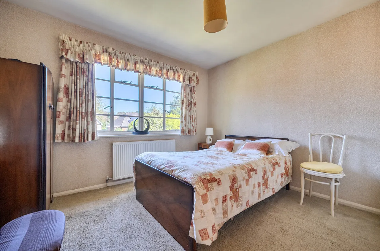 Lime Avenue, Camberley, Surrey, GU15 2BH, photo 7