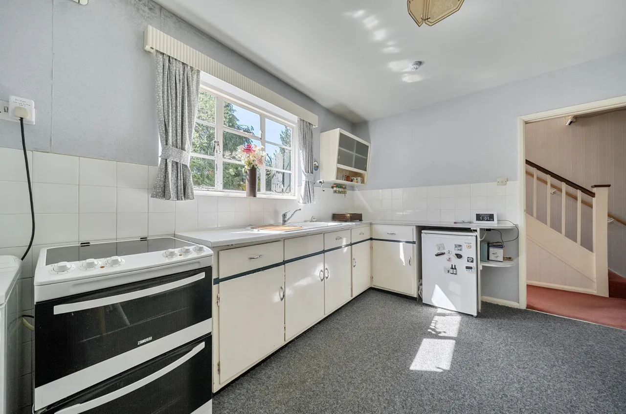 Lime Avenue, Camberley, Surrey, GU15 2BH, photo 12