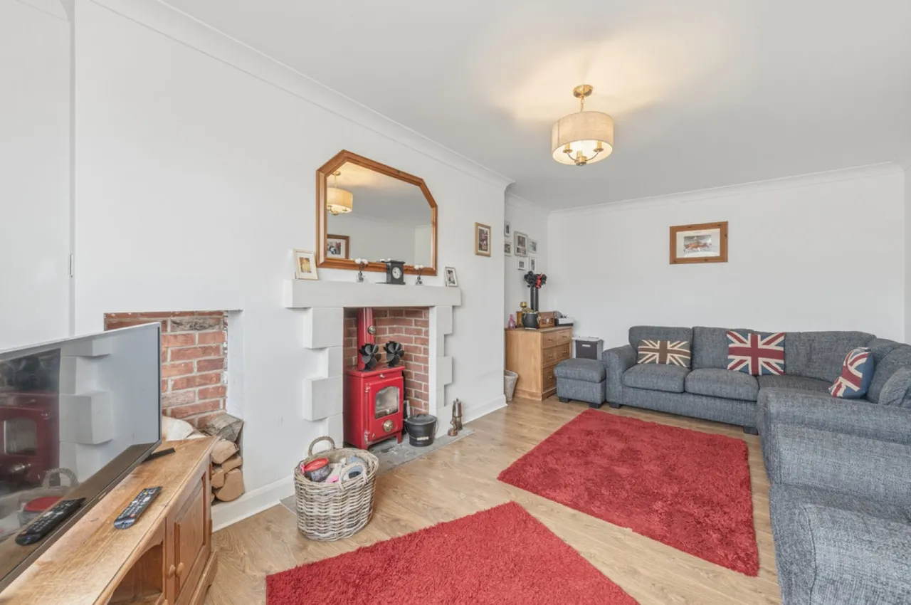 Coxley View, Netherton, photo 11