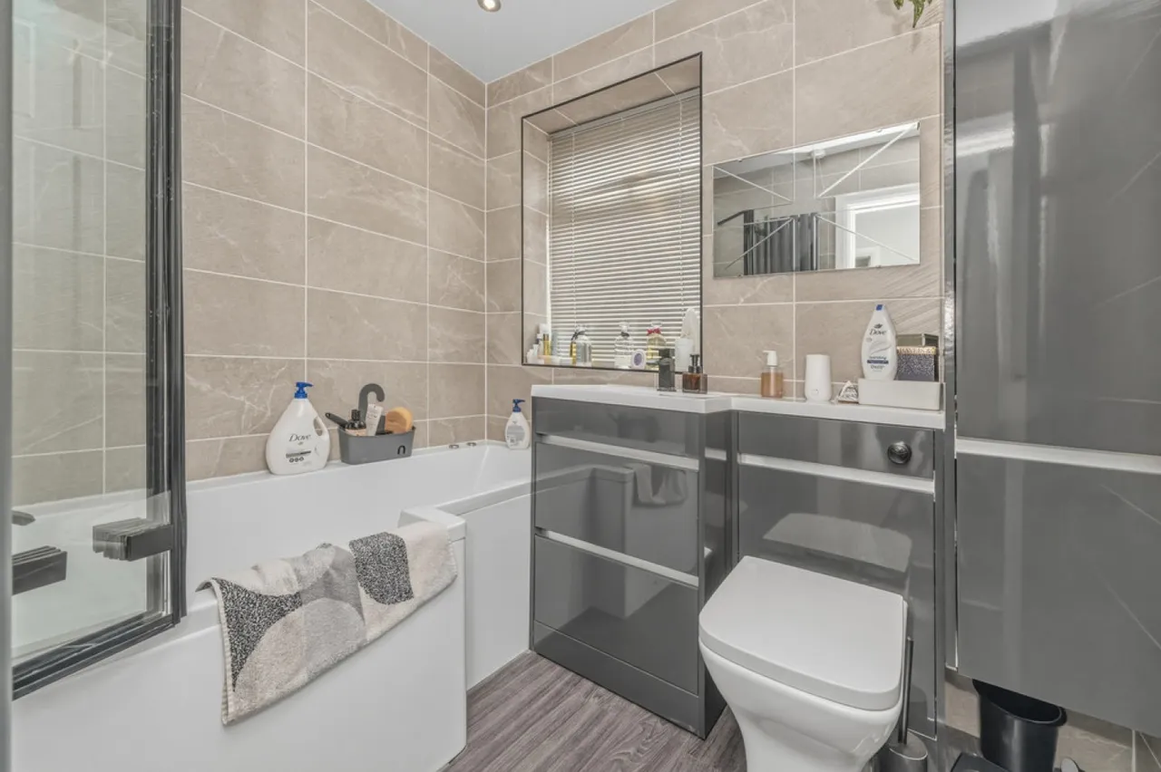 Coxley View, Netherton, photo 4