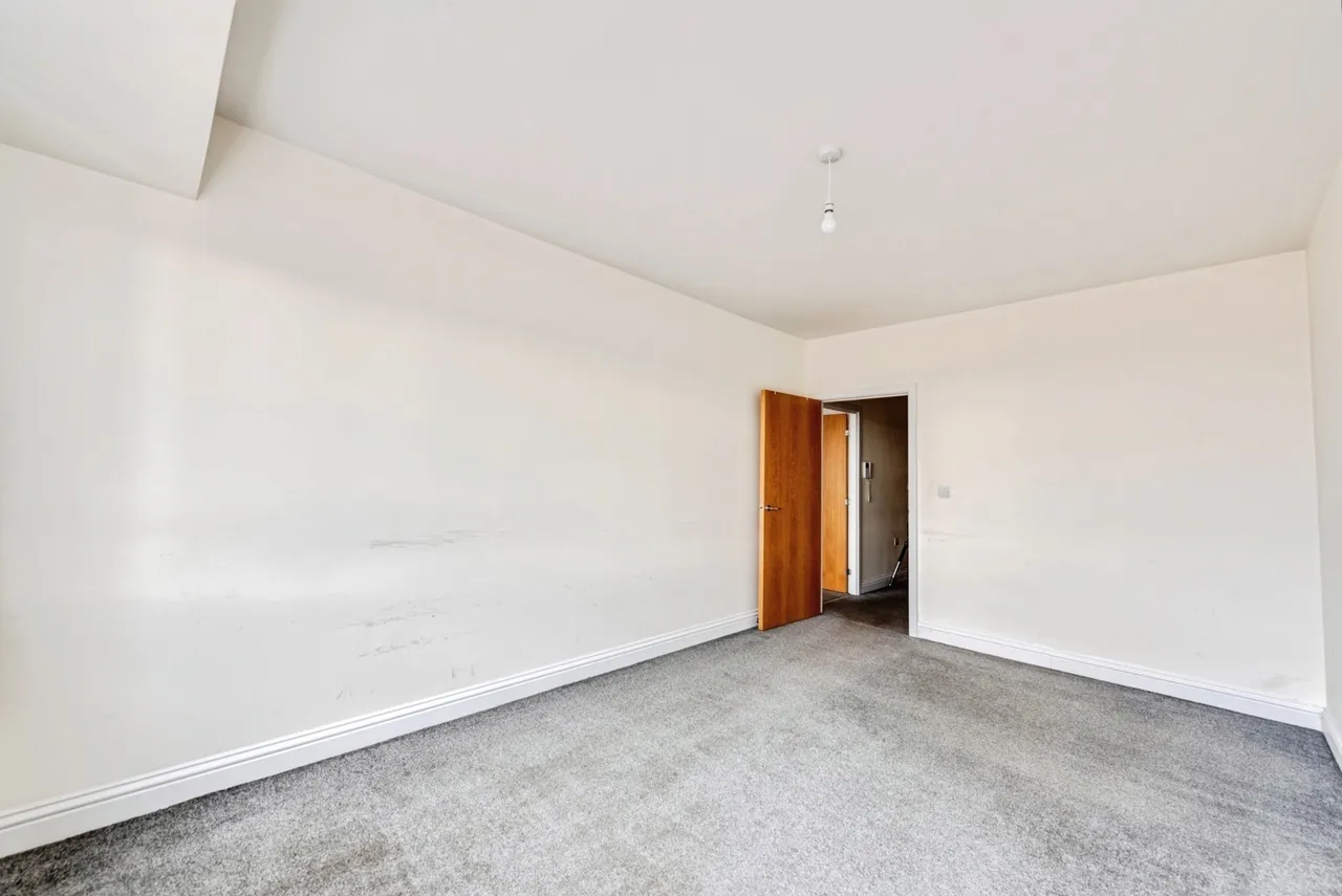 Farnsby Street, Swindon, SN1, photo 5