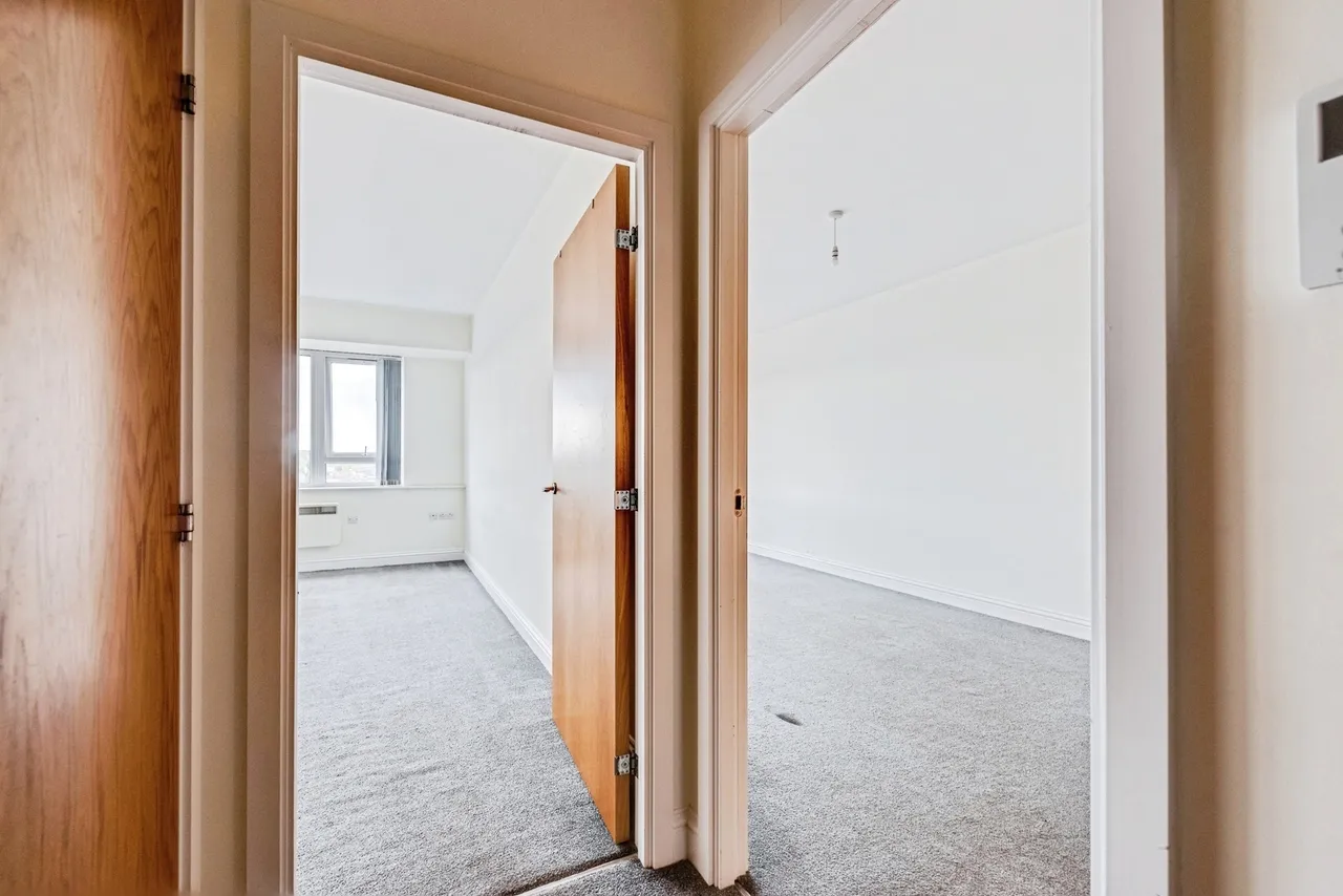Farnsby Street, Swindon, SN1, photo 4