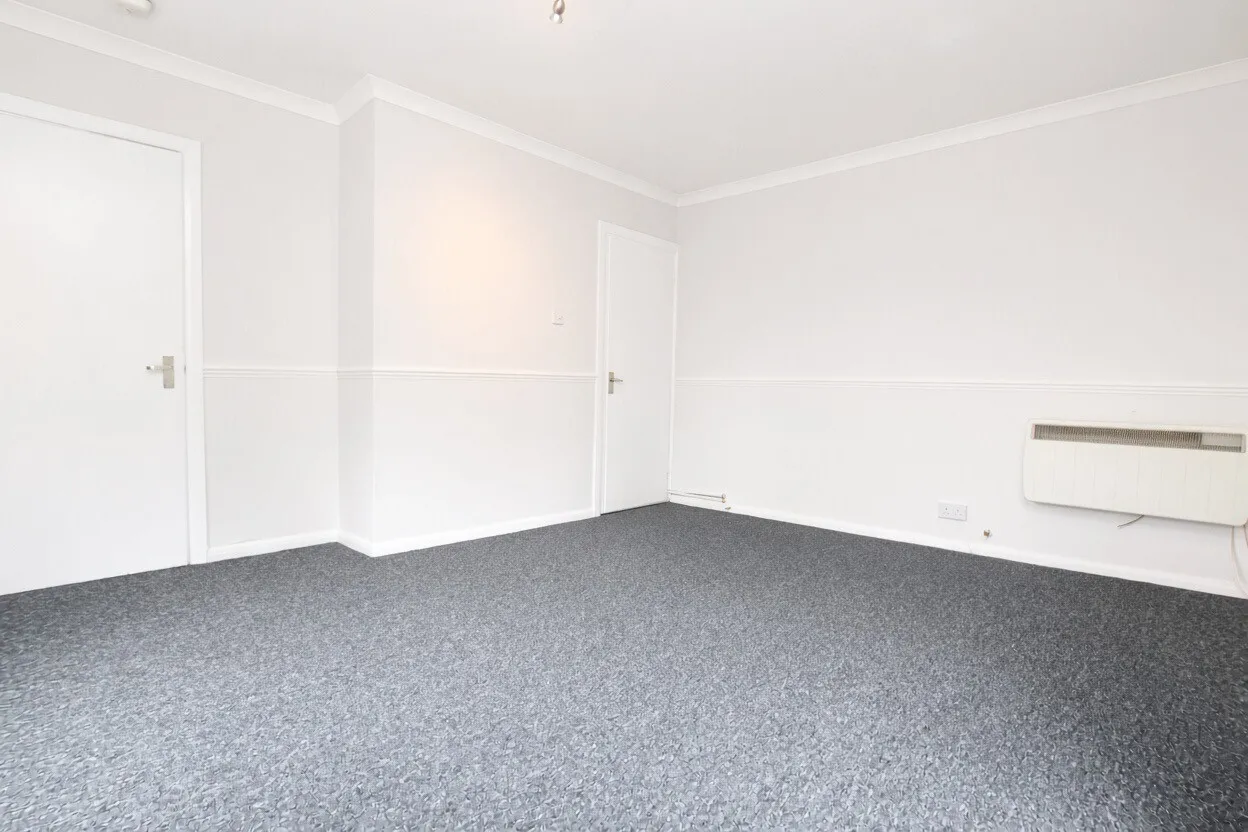 Avalon Close, Enfield, EN2, photo 4
