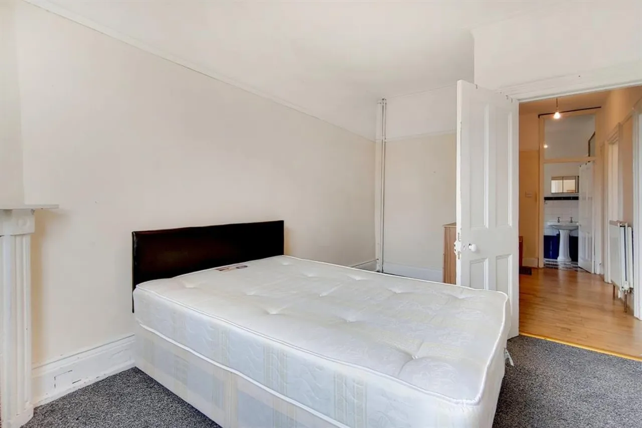 Camden Road, London, NW1, photo 9