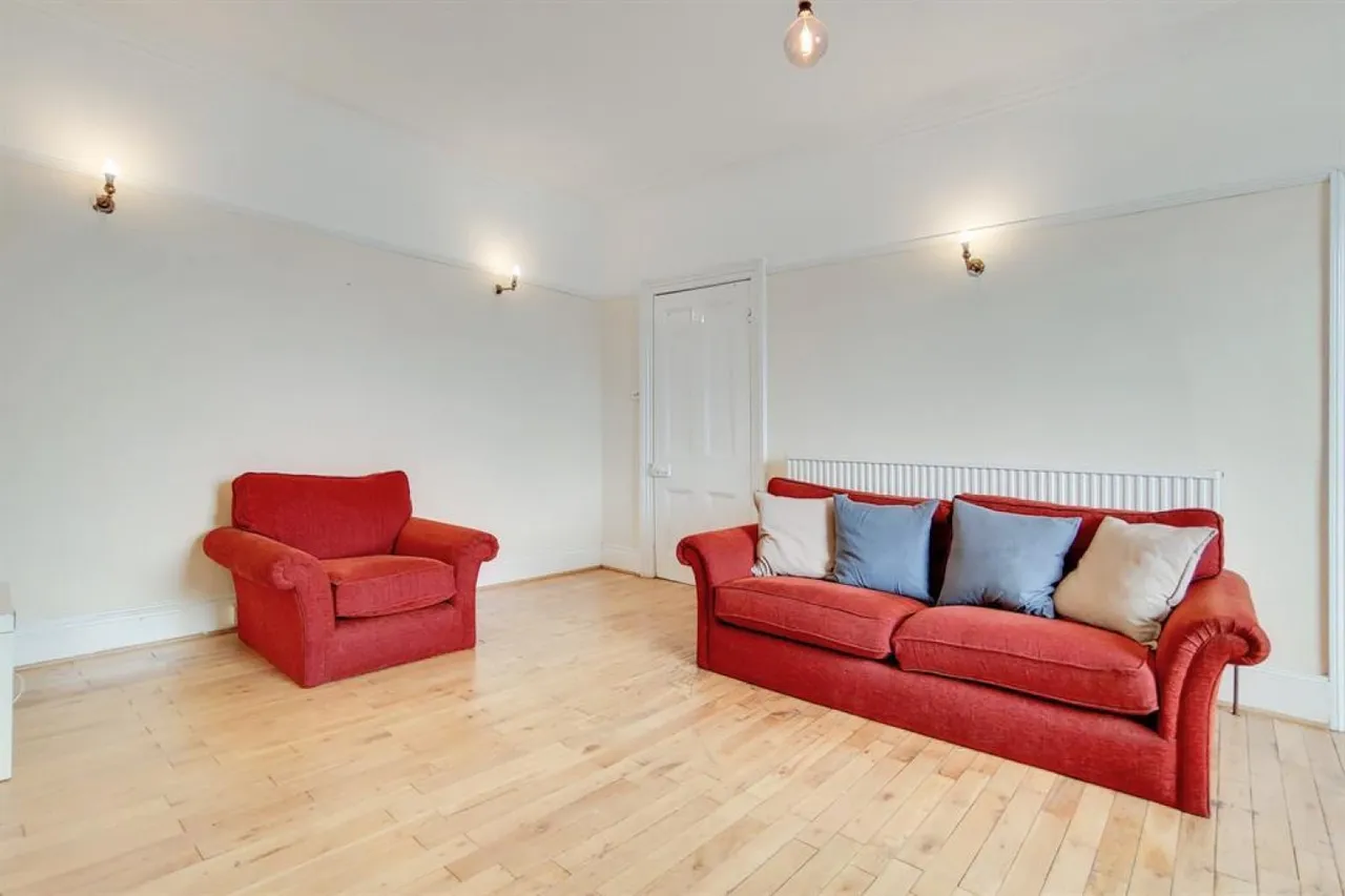 Camden Road, London, NW1, photo 6