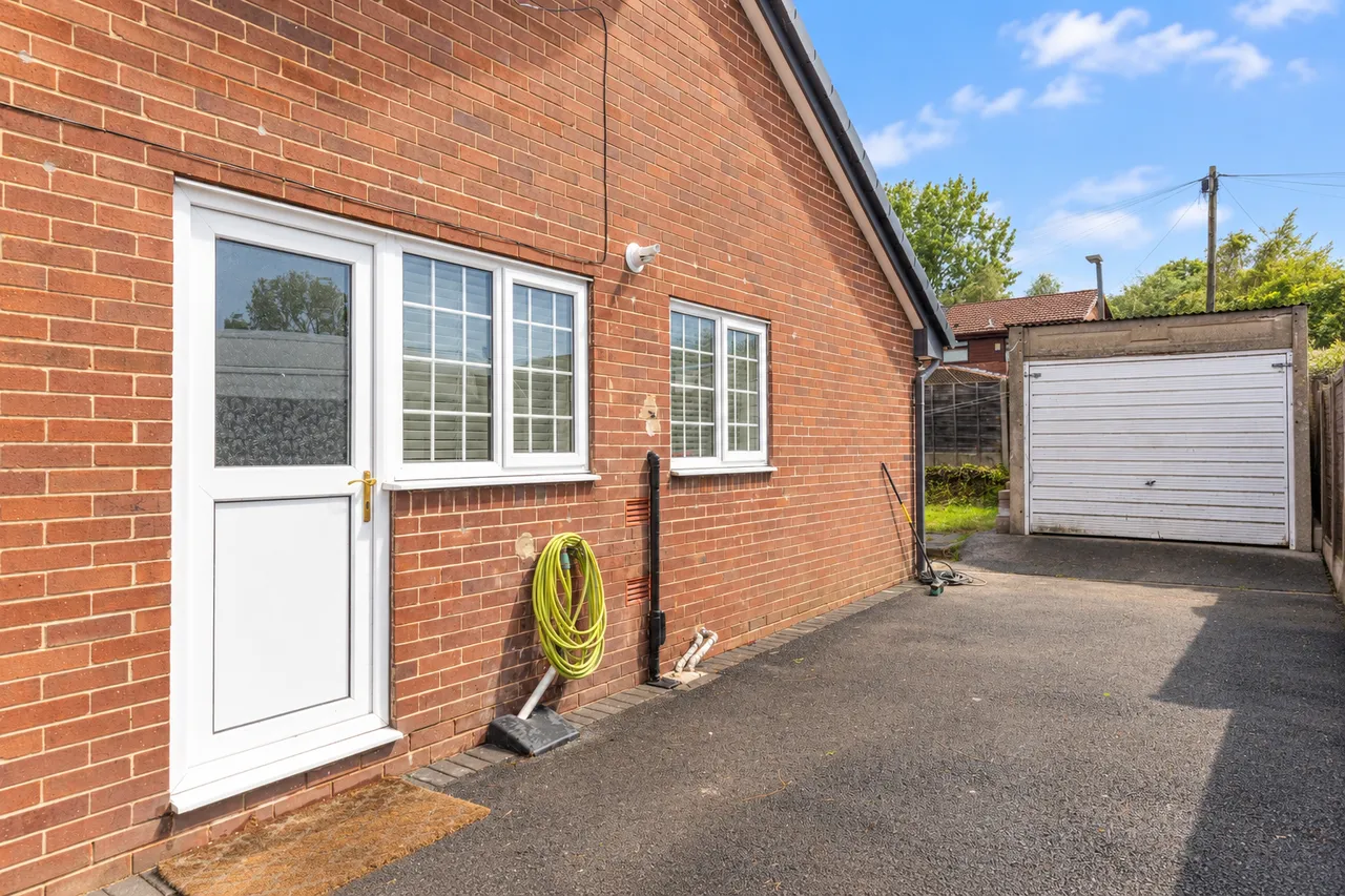 Lowton Street, Radcliffe, M26, photo 16