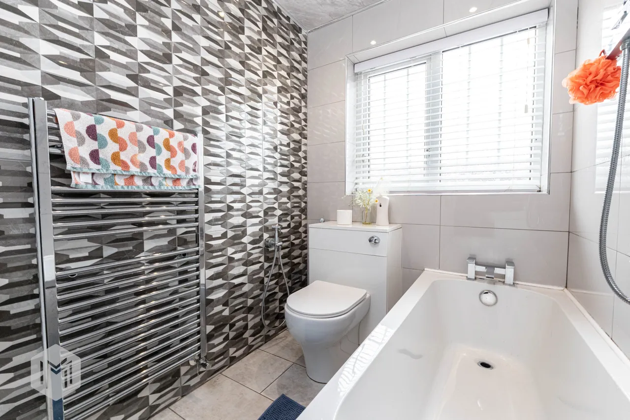 Lowton Street, Radcliffe, M26, photo 11
