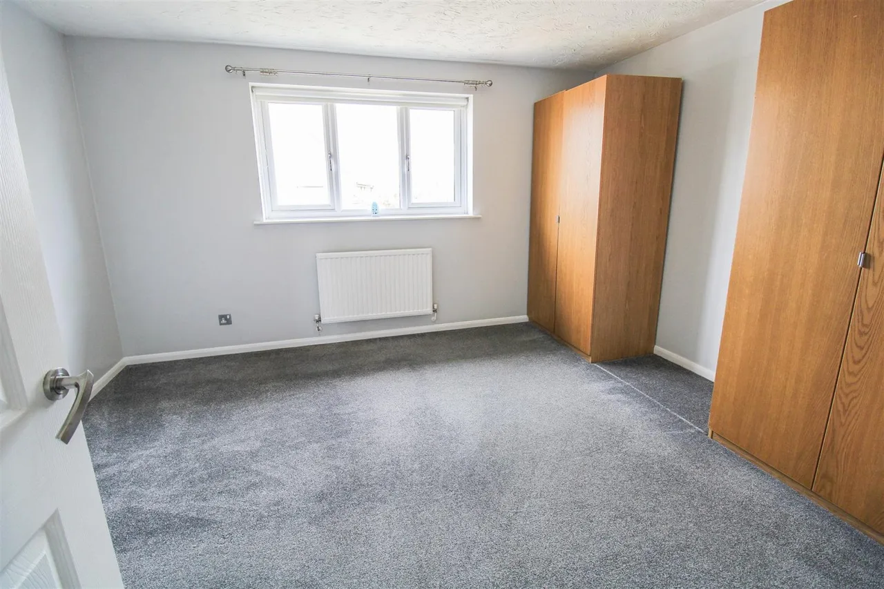 Coalport Close, Church Langley, CM17, photo 7