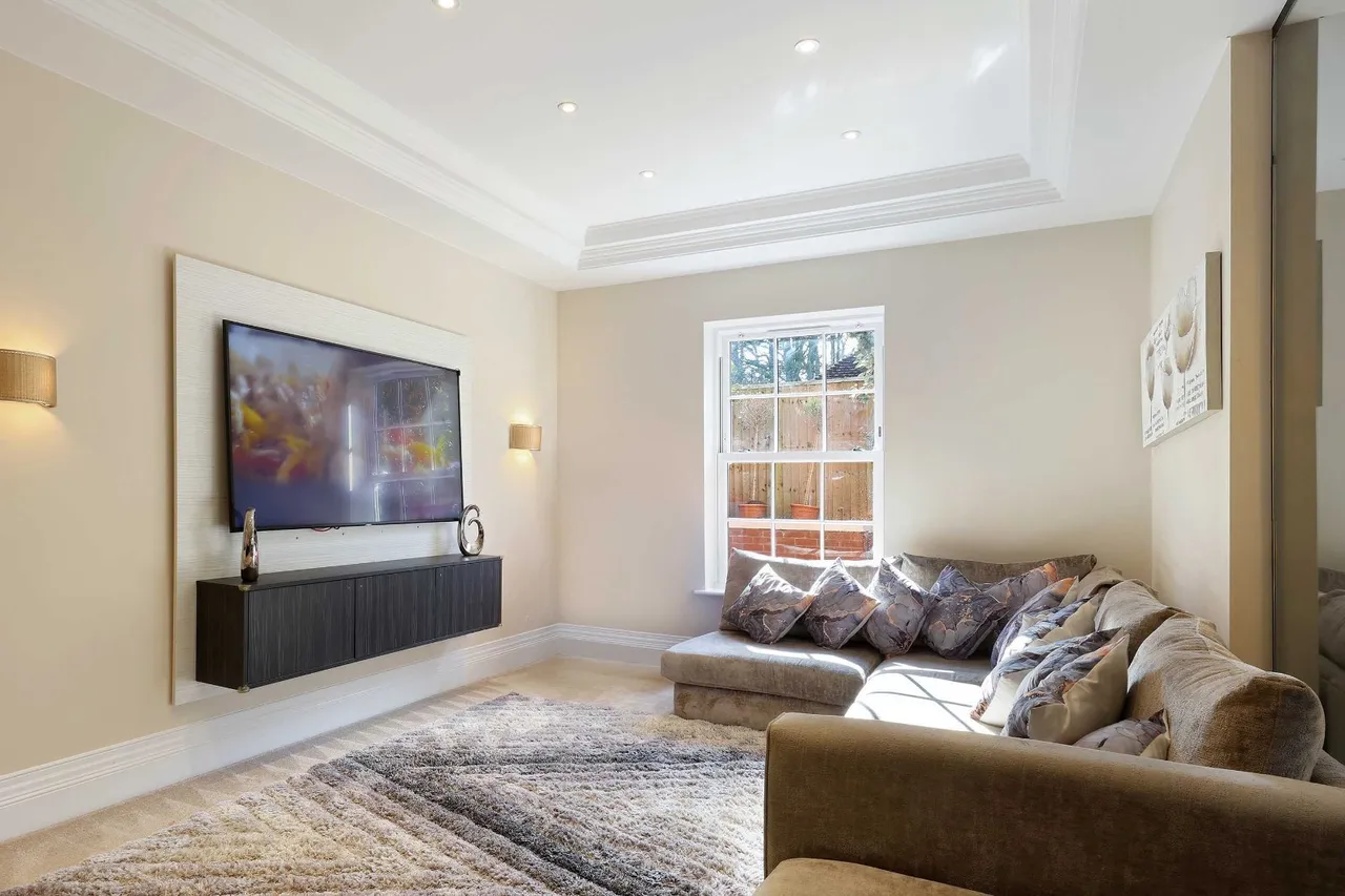 Valley Way, Gerrards Cross, SL9, photo 5