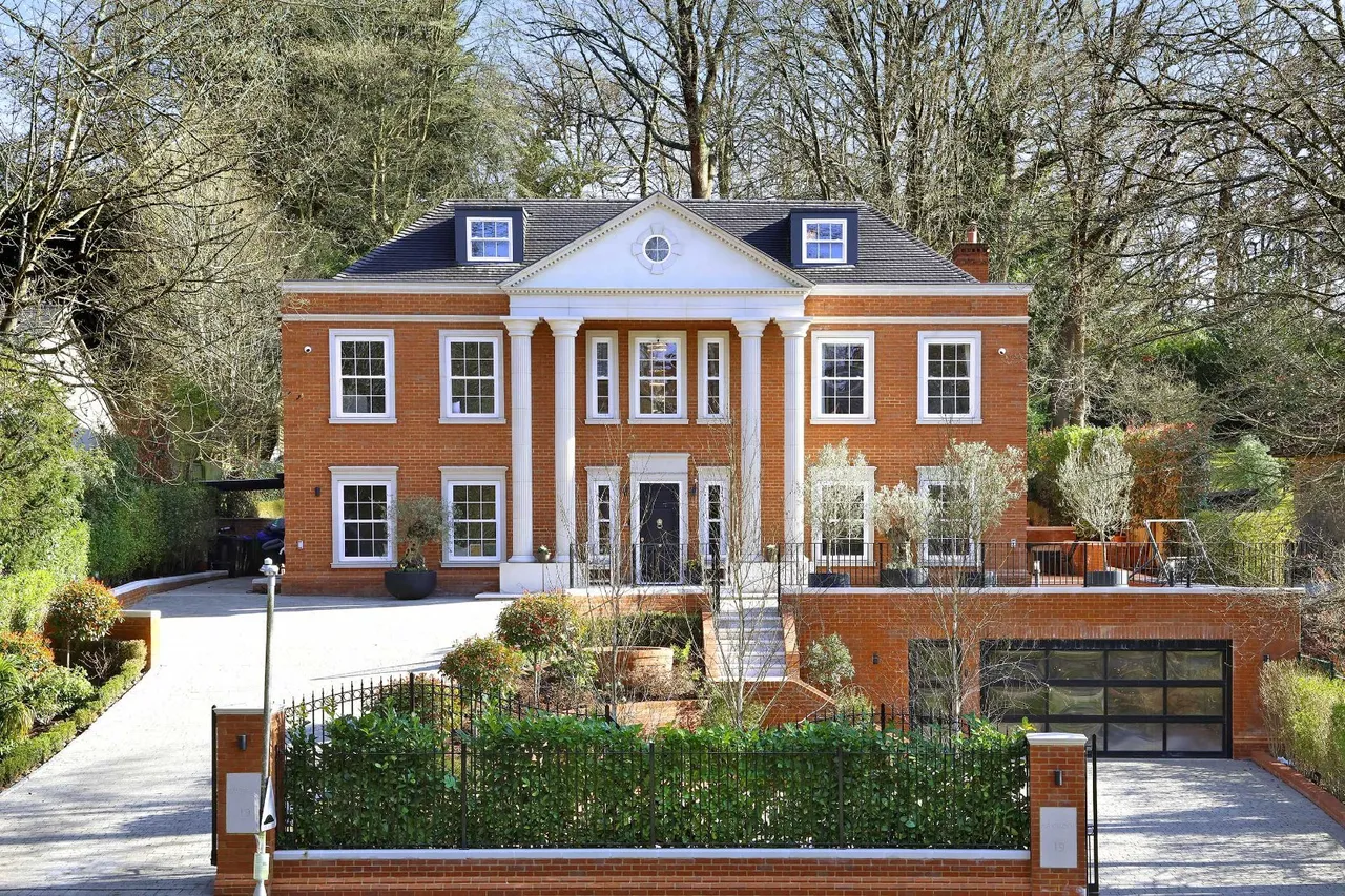 Valley Way, Gerrards Cross, SL9, photo 39
