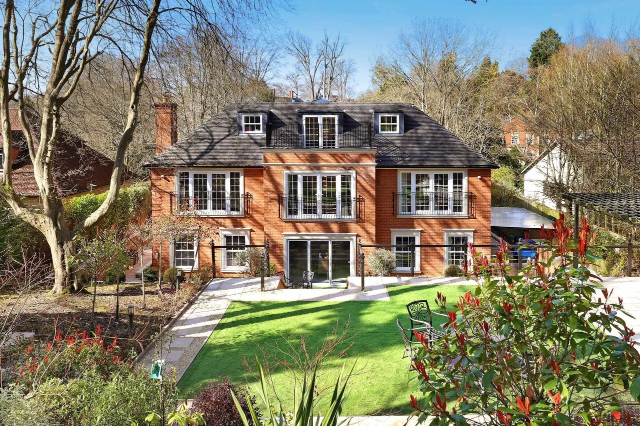 Valley Way, Gerrards Cross, SL9, photo 38