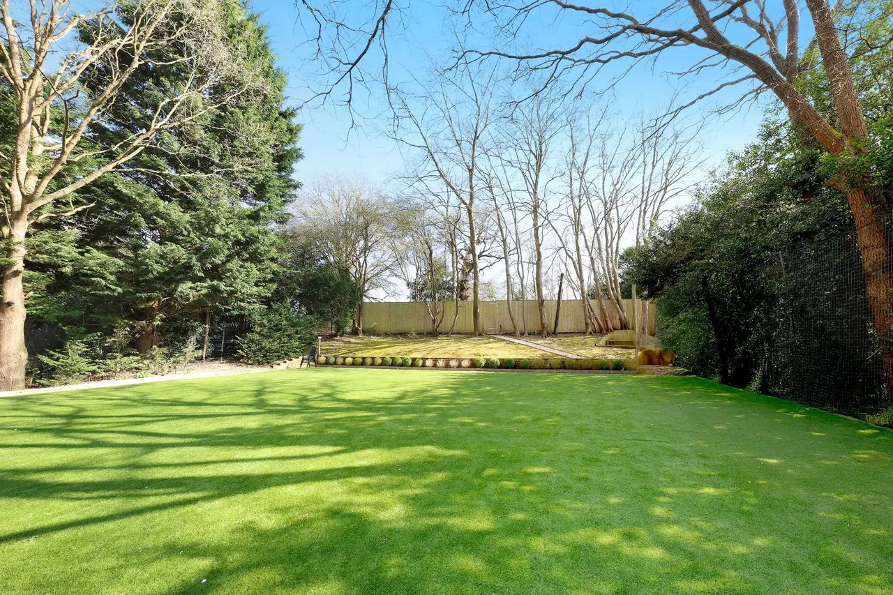 Valley Way, Gerrards Cross, SL9, photo 3