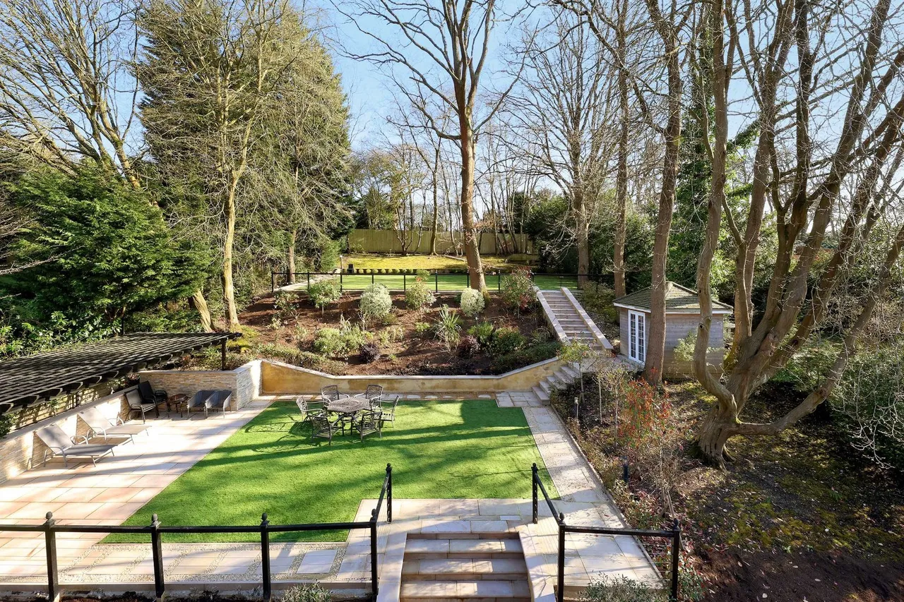 Valley Way, Gerrards Cross, SL9, photo 35
