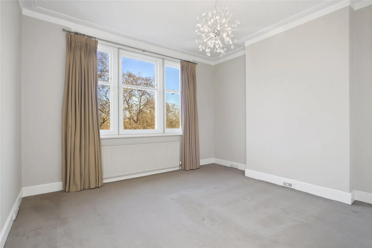 Prince of Wales Drive, Battersea, London, SW11, photo 7