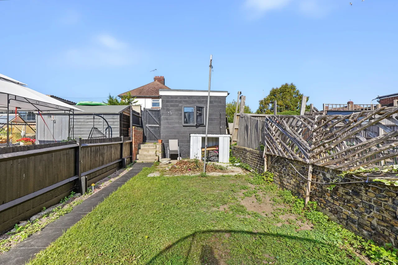 Crown Road, Sittingbourne, photo 16