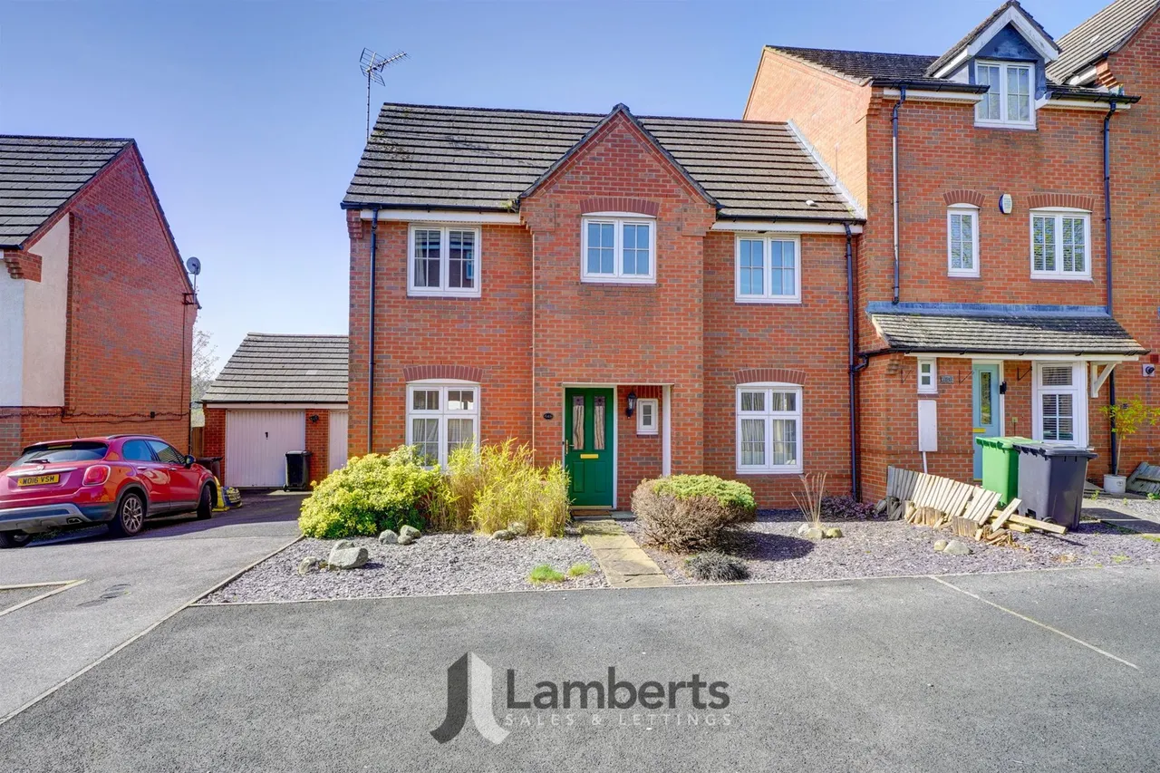 3 bed house for sale — 548 Evesham Road, Redditch