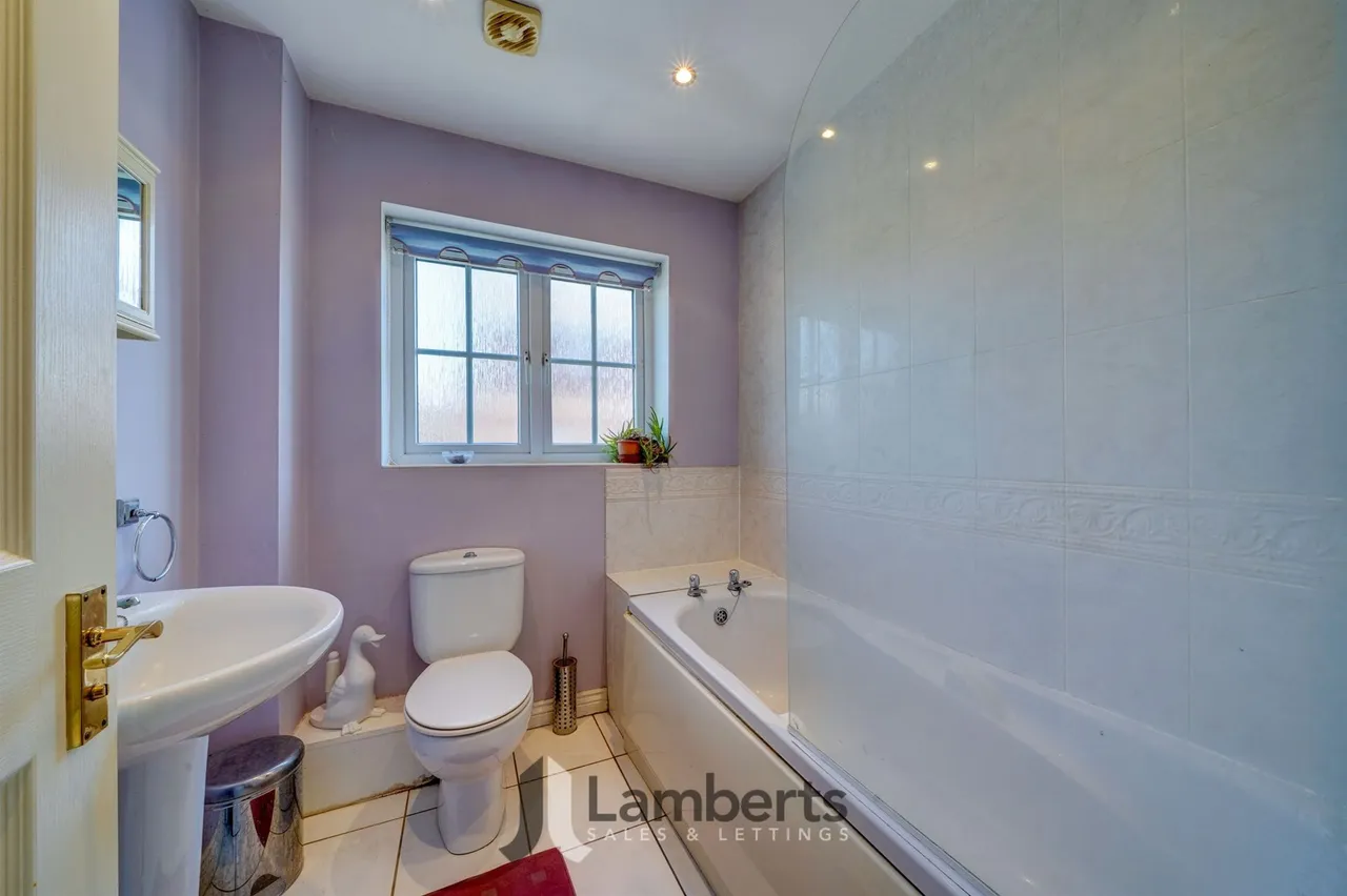 548 Evesham Road, Redditch, photo 14