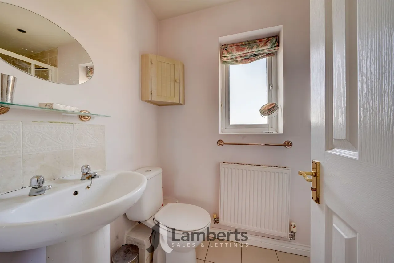 548 Evesham Road, Redditch, photo 12