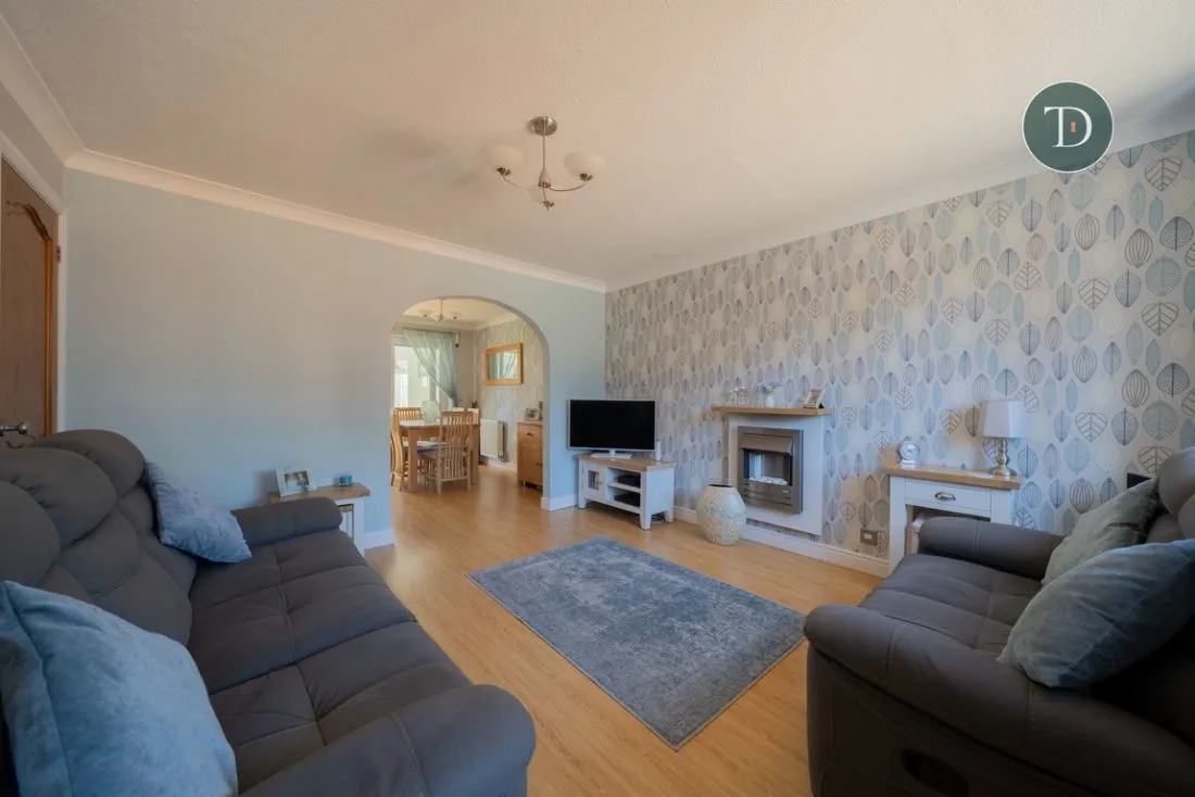 Northbury Road, Great Sutton, CH66 2QY, photo 2