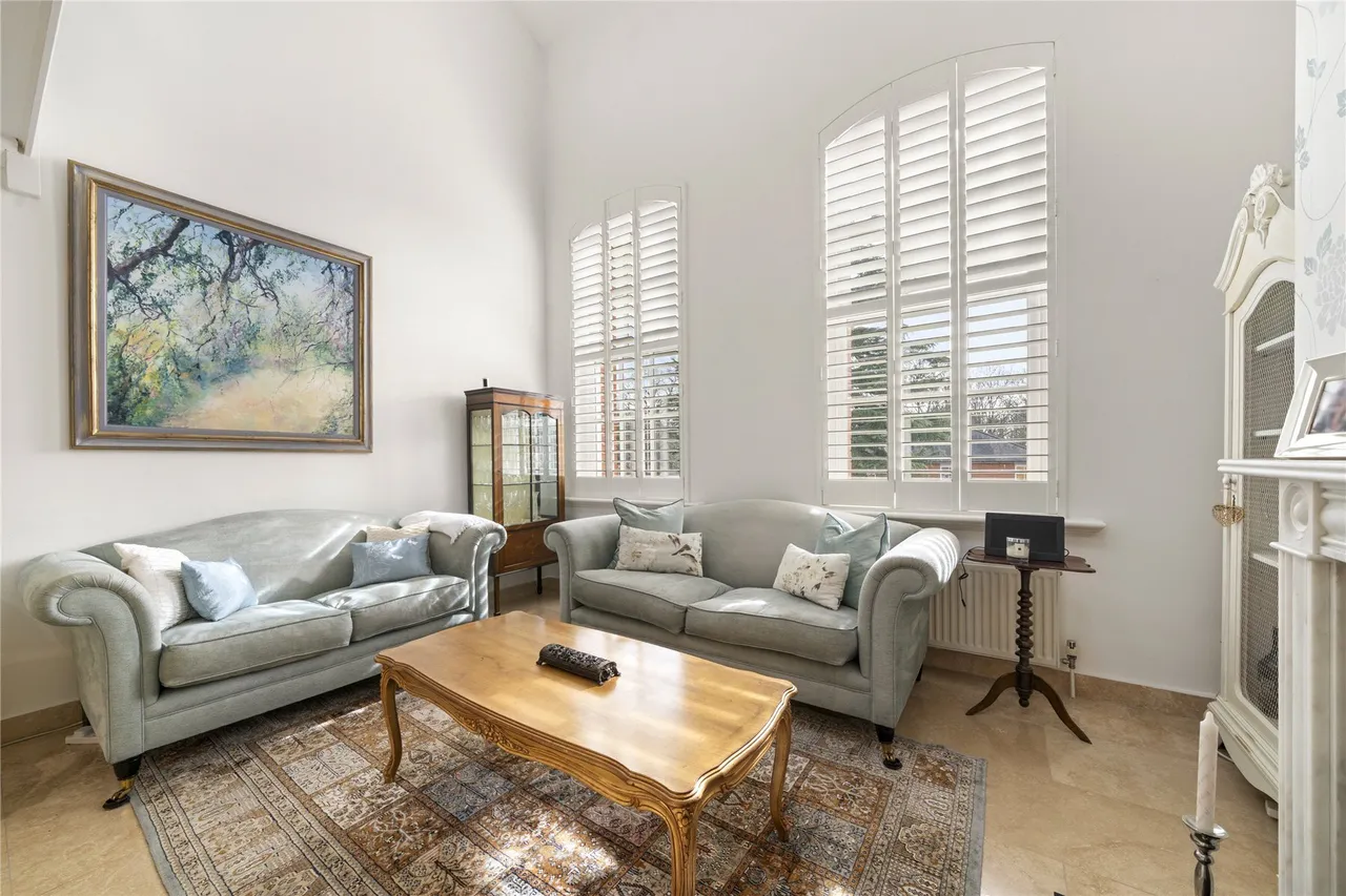 Ellesmere Place, Walton-on-Thames, Surrey, KT12, photo 14