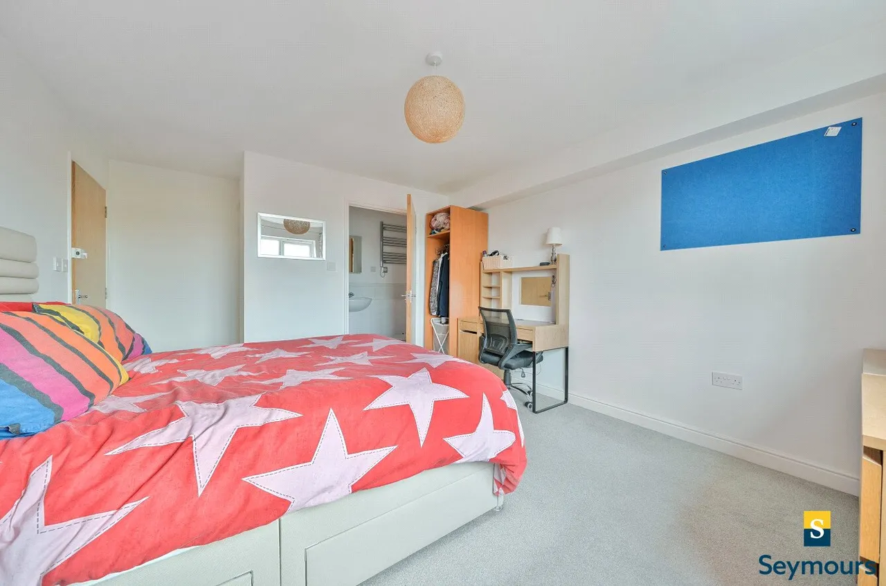 Faraday Road, Guildford, GU1, photo 9