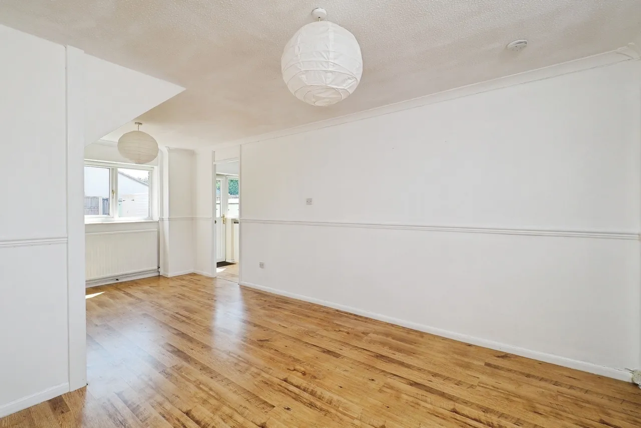 Nicholas Road, Beeston, Nottingham, Nottinghamshire, NG9, photo 4