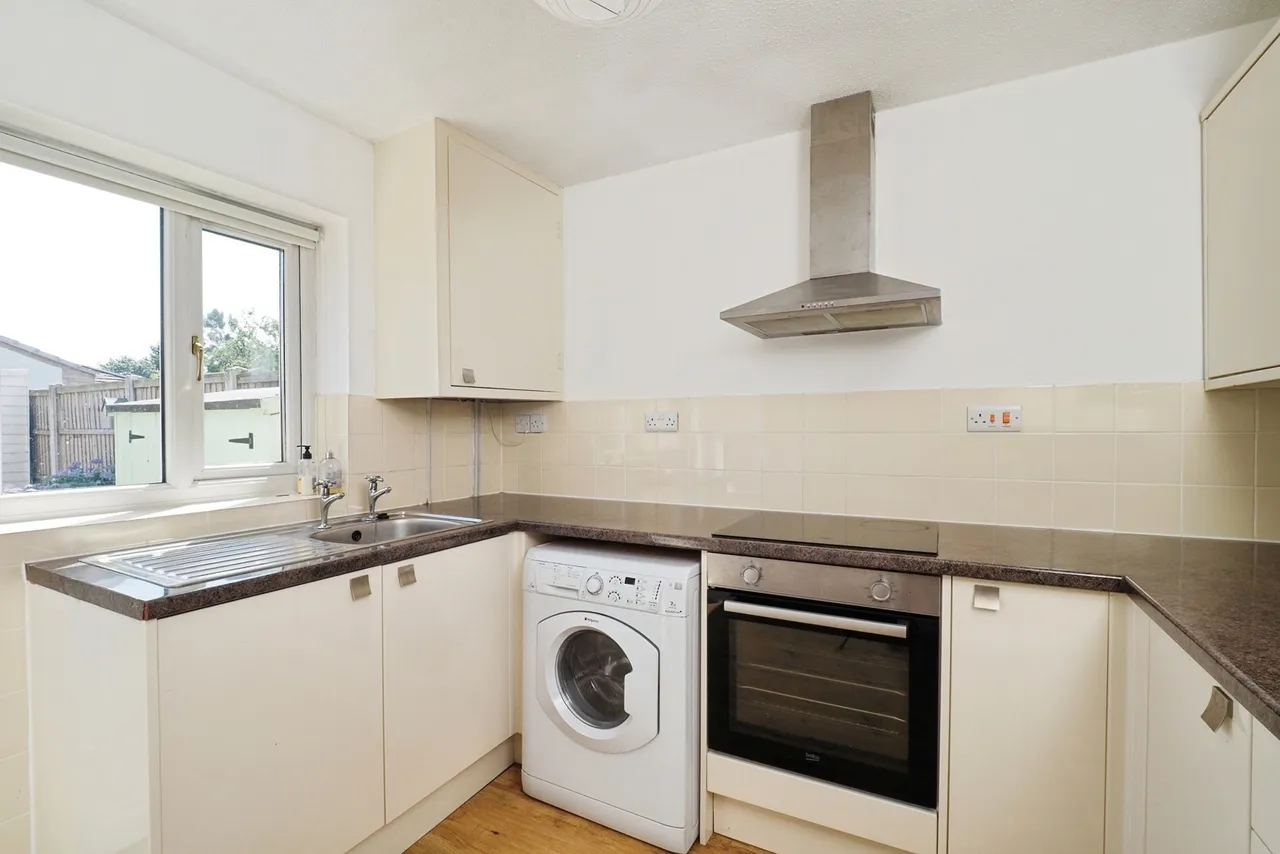 Nicholas Road, Beeston, Nottingham, Nottinghamshire, NG9, photo 6