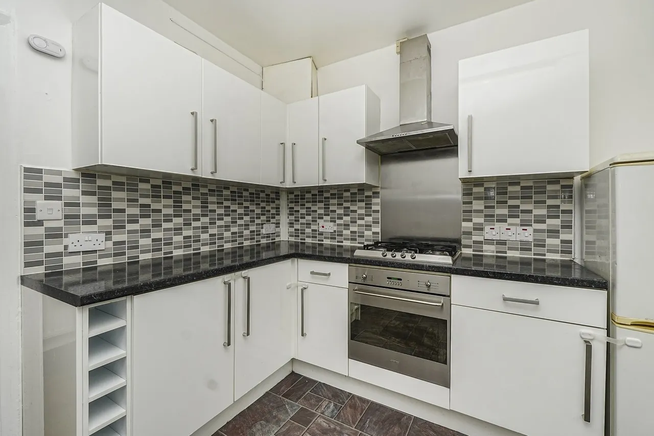 Chinbrook Road, London, SE12, photo 6