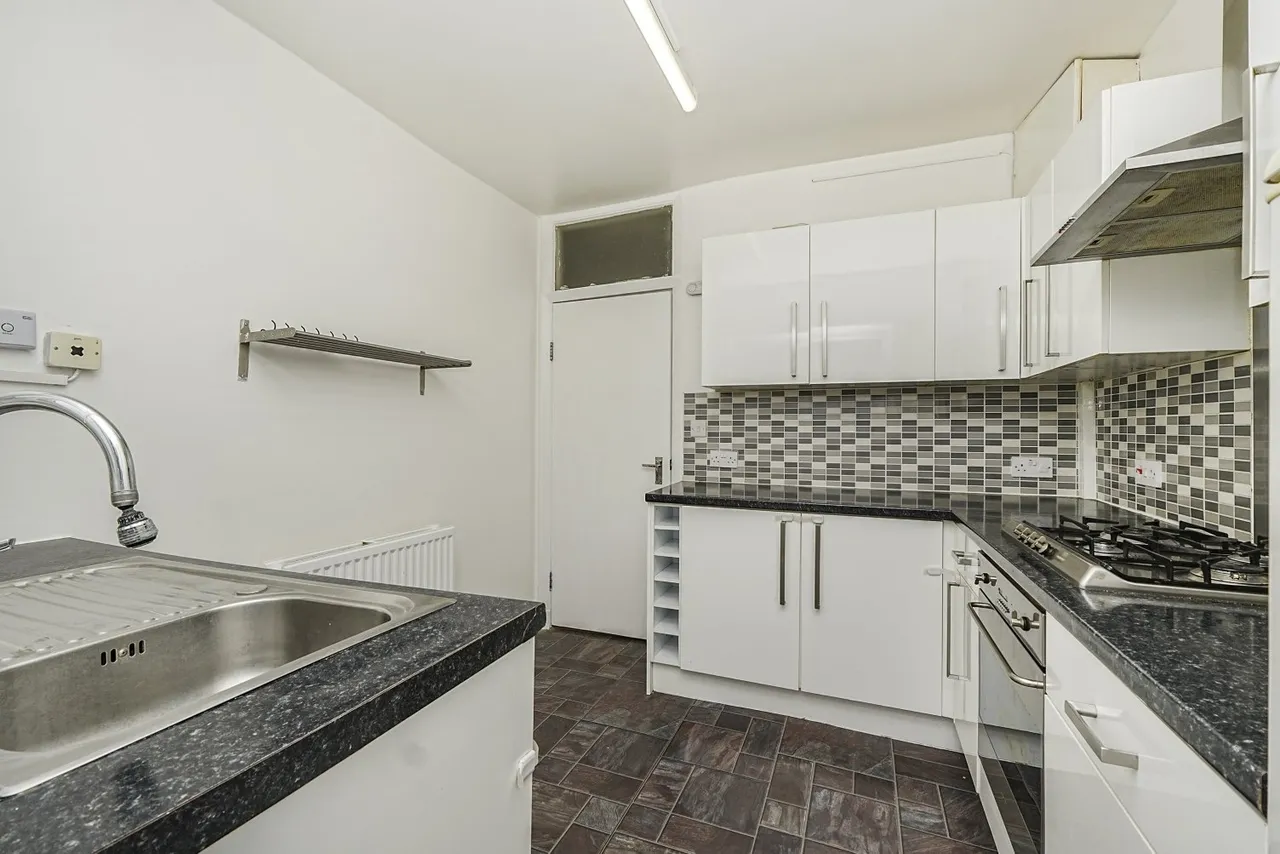 Chinbrook Road, London, SE12, photo 9