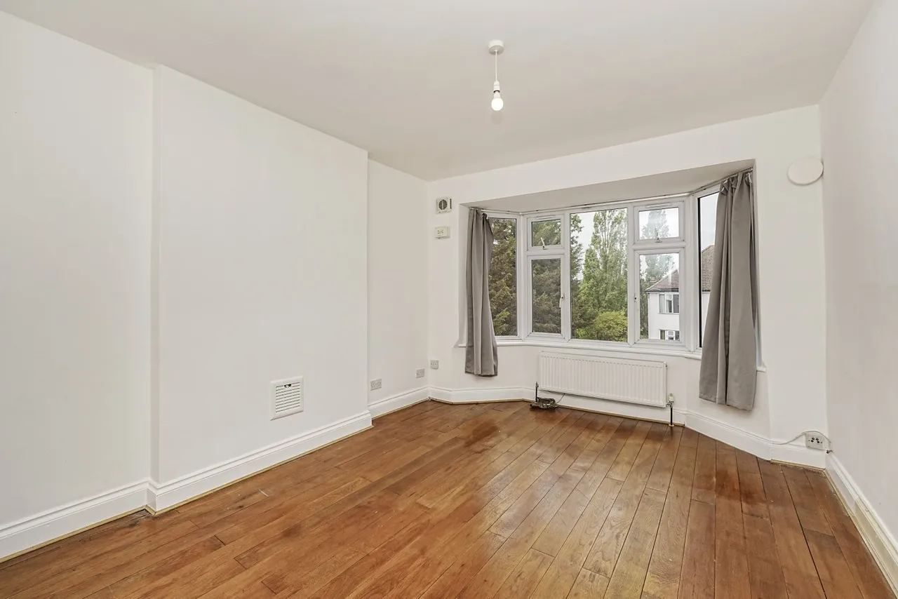 Chinbrook Road, London, SE12, photo 16