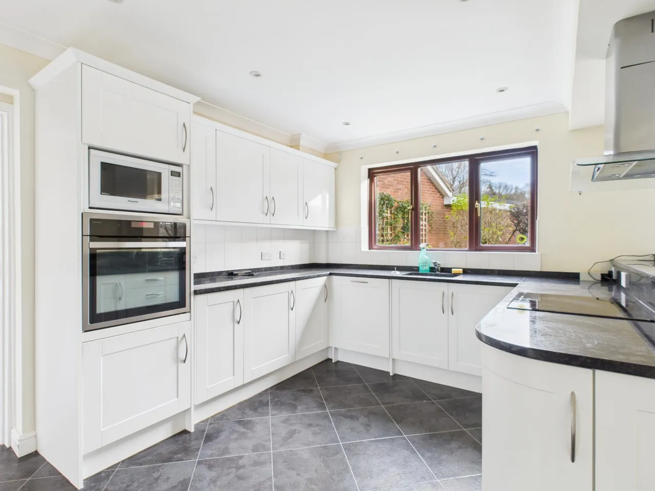 Thyme Close, Chineham, Basingstoke, RG24, photo 5