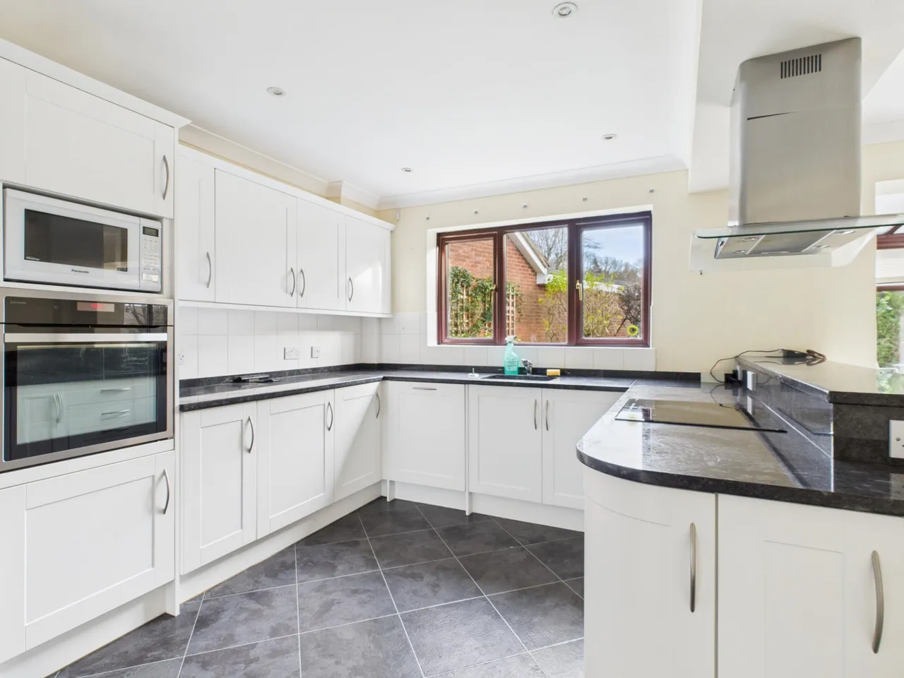 Thyme Close, Chineham, Basingstoke, RG24, photo 6