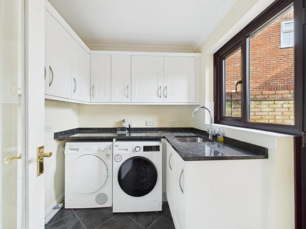 Thyme Close, Chineham, Basingstoke, RG24, photo 11