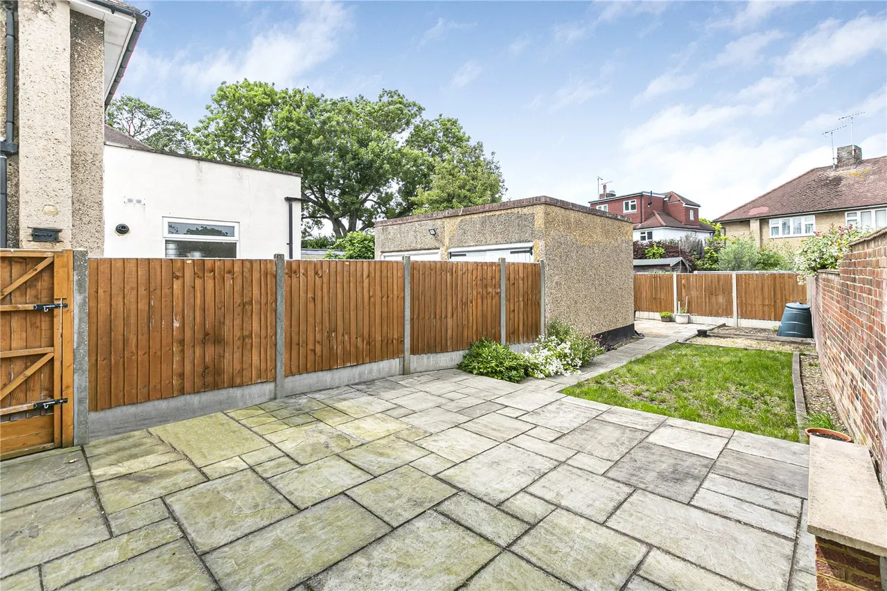 Whitton Manor Road, Isleworth, TW7, photo 13