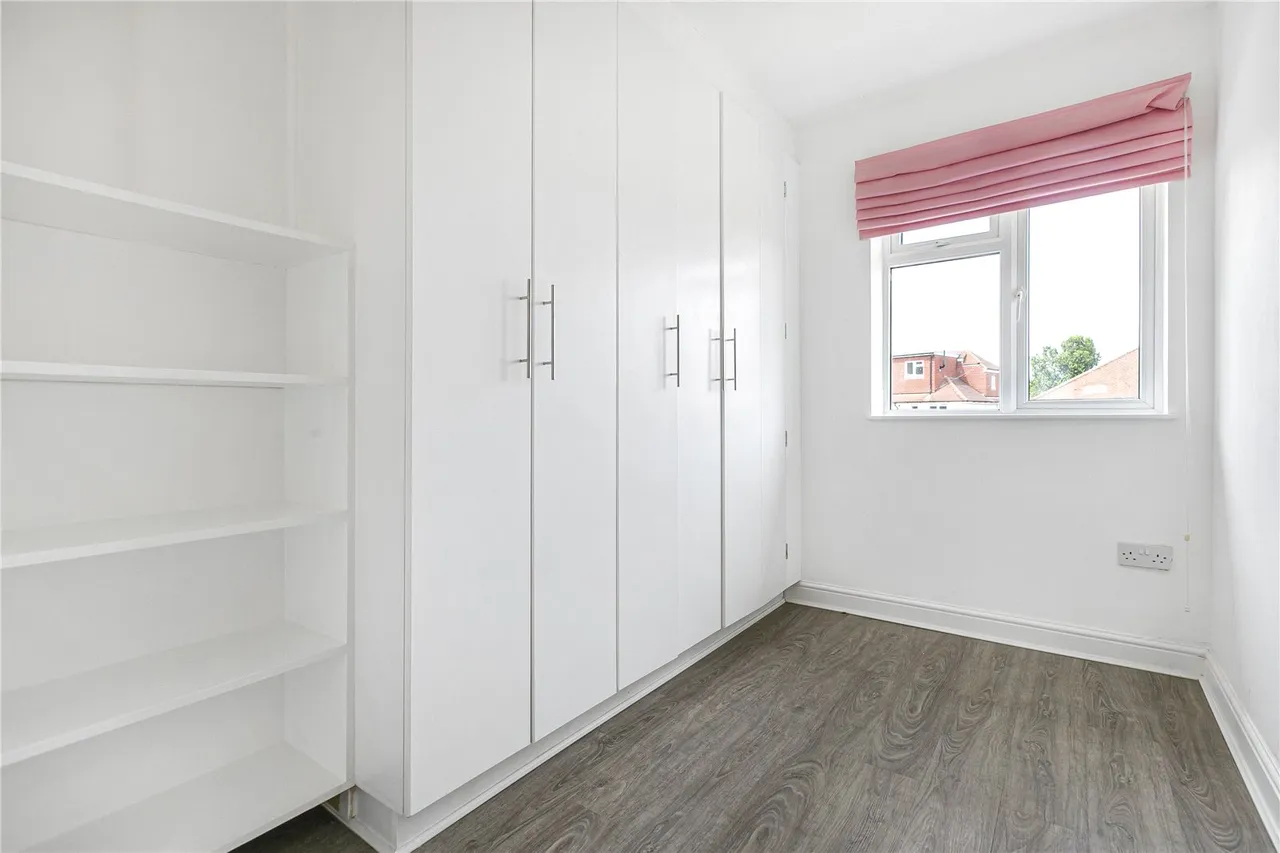 Whitton Manor Road, Isleworth, TW7, photo 10