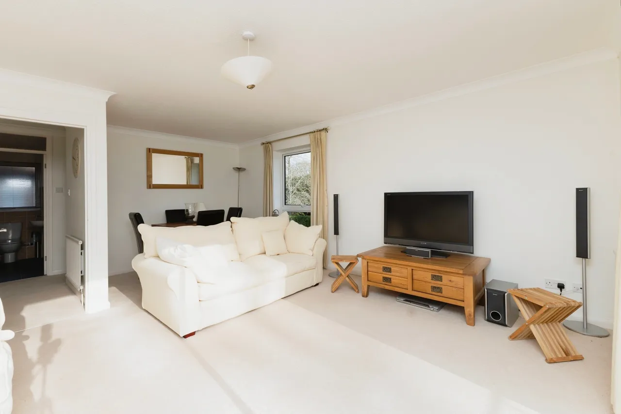 Knowle Lane, Cranleigh, GU6, photo 5