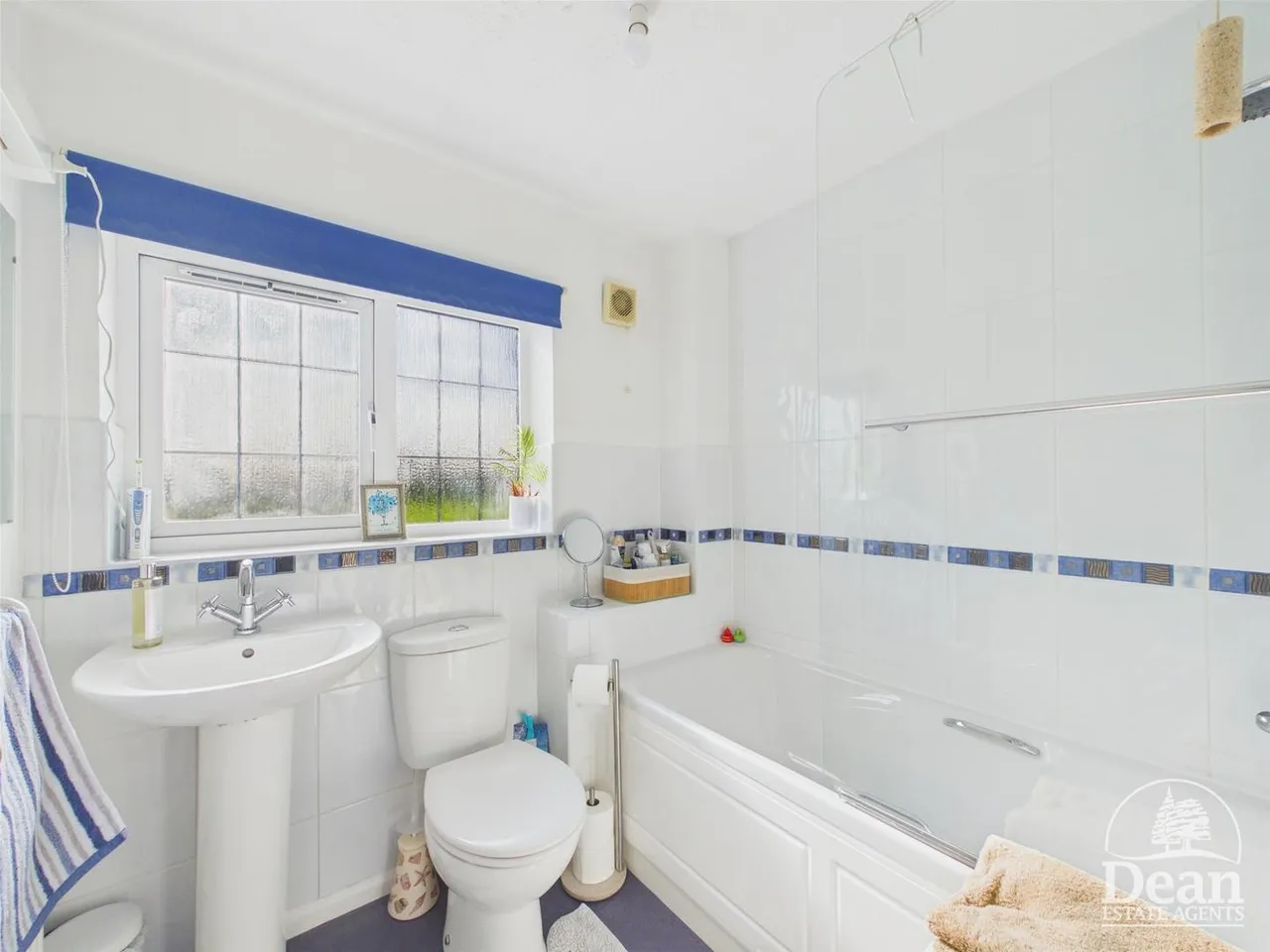 Lych Gate Mews, Lydney, photo 12