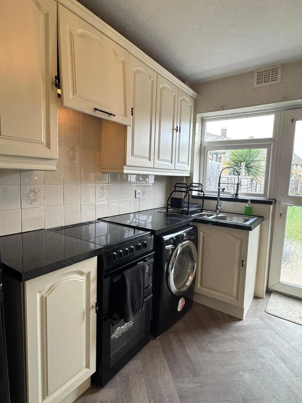 Tuck Road, Rainham, RM13, photo 11