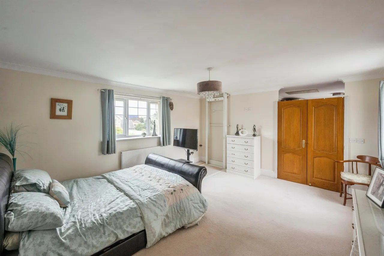 Whiphill Lane, Armthorpe, DONCASTER, photo 12