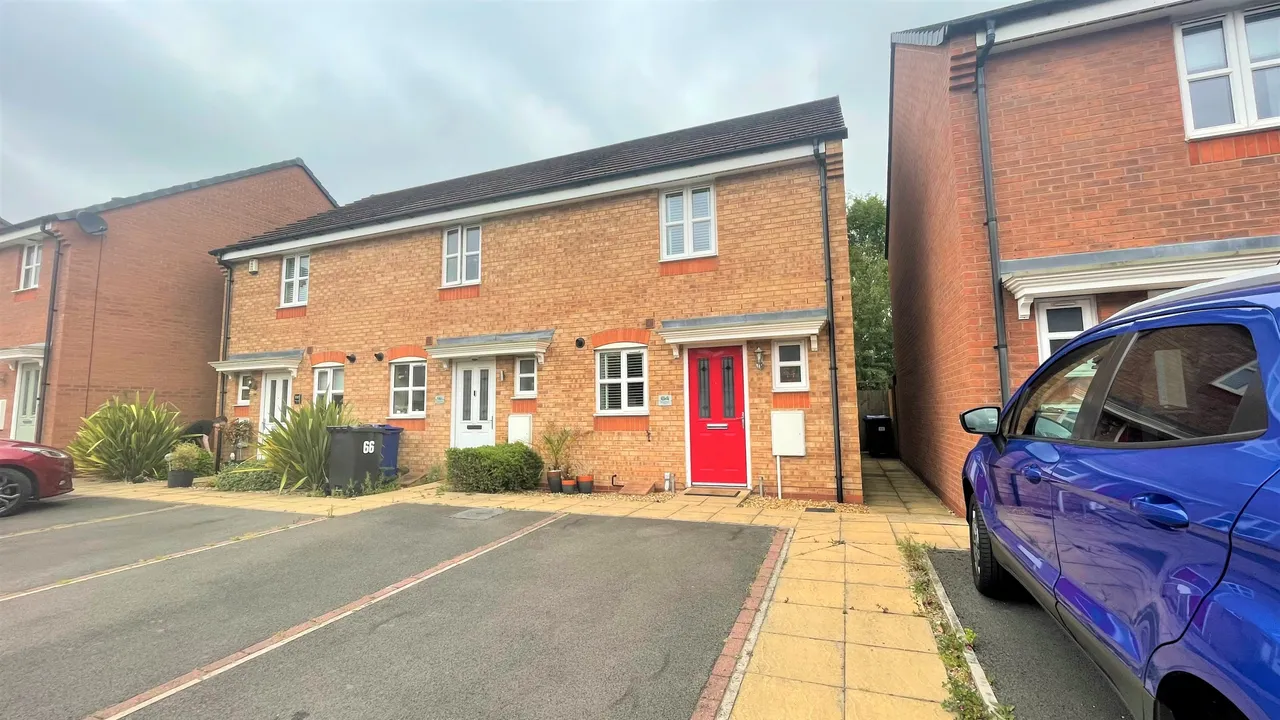 2 bed house to rent, Great Row, View, ST5